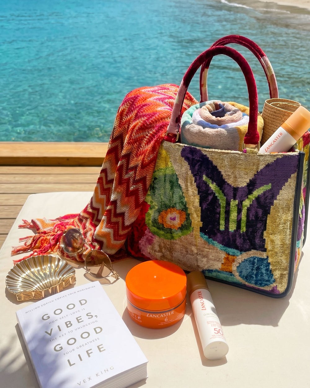 MEDIUM TOTE BAG